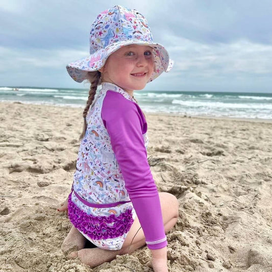 Girls wide brim swim hat